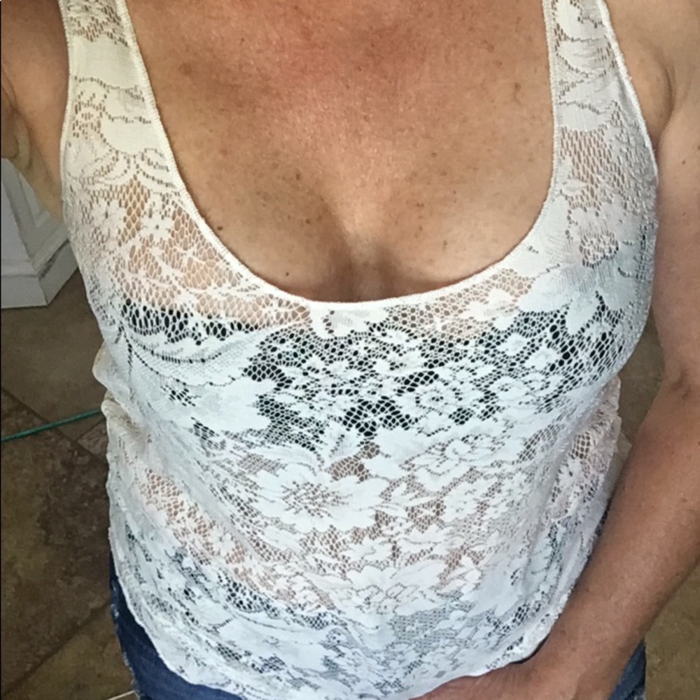 American Rag Tank - Picture 3 of 3